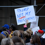 Trump promette 5.000 dollari se il GOP vince le Midterm